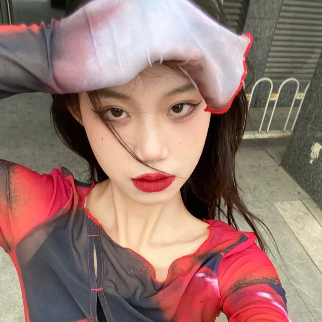 女魔头